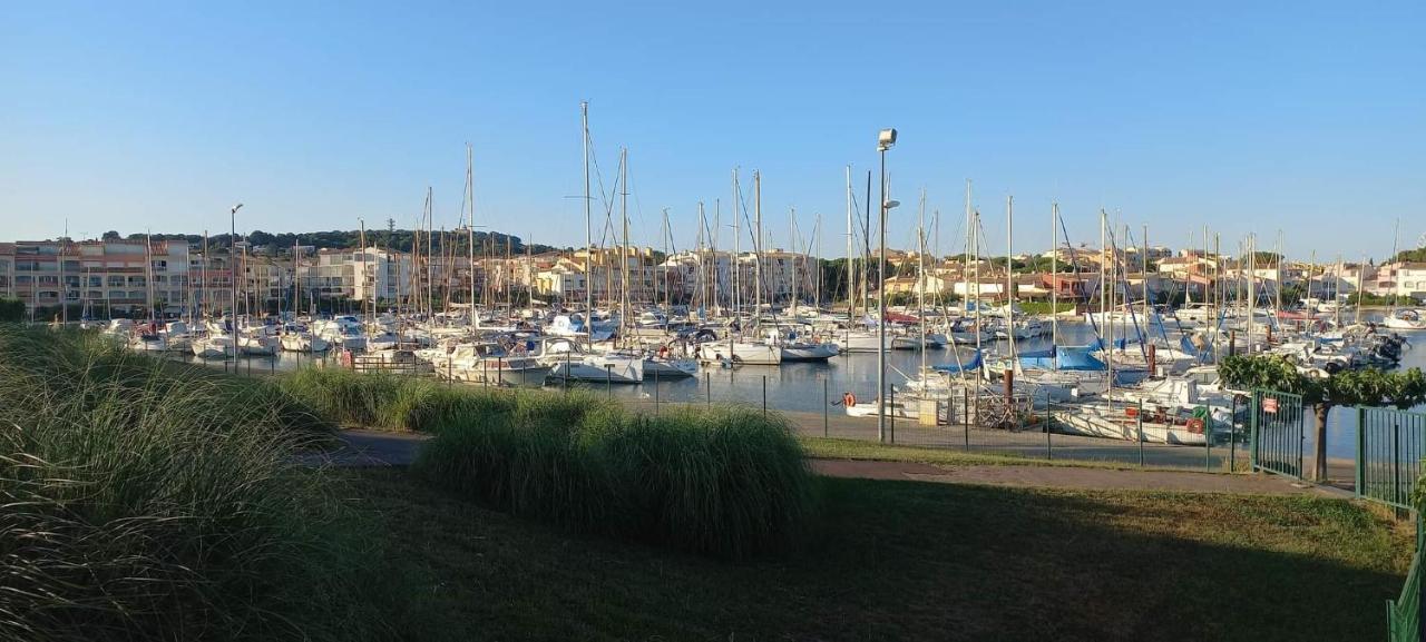 Appartement Situe Au Cap D'Agde Proche Plage Exterior foto